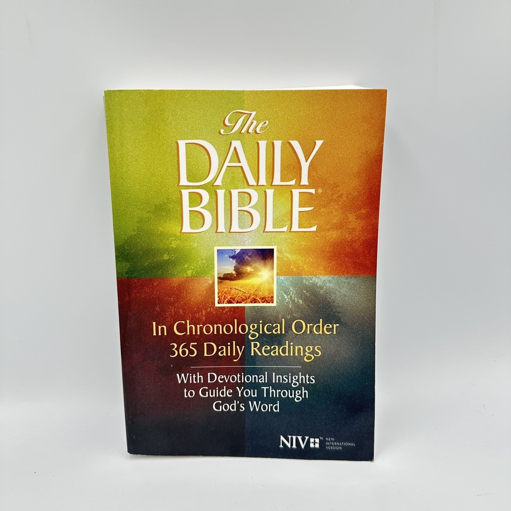 The Daily Bible In Chronological Order 365 Daily Readings NIV